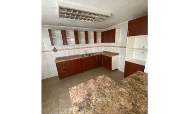 SE VENDE CASA EN VILLA ALEMANA TRONCOS VIEJOS