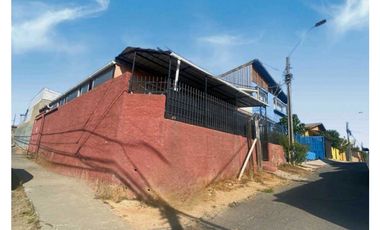 SE VENDE CASA EN  VILLA ALEMANA ALCALDE ALEJANDRO PERALTA