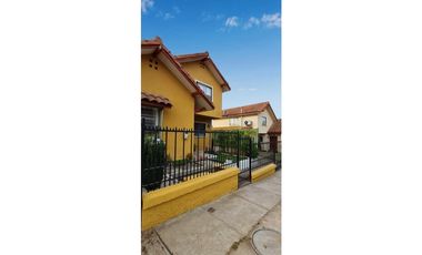 SE VENDE CASA EN VILLA ALEMANA PEÑABLANCA