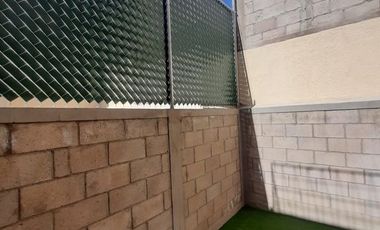 Se vende casa duplex LIBRE DE GRAVAMEN en Vista California, El Salto, Jalisco, C.P. 45685