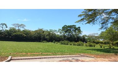 Lote en Venta en el Condominio Santa Teresita Retrepo Meta