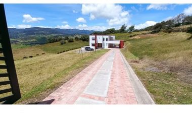 TU CASA DE ENSUEÑO EN GUATAVITA