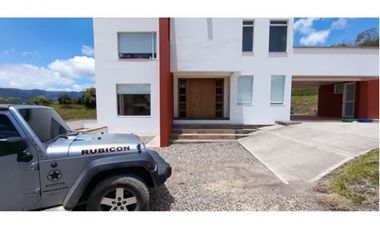 TU CASA DE ENSUEÑO EN GUATAVITA