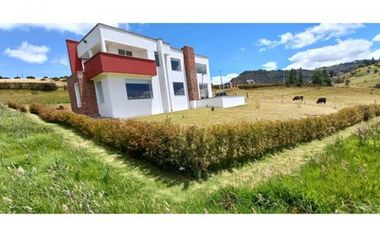 TU CASA DE ENSUEÑO EN GUATAVITA