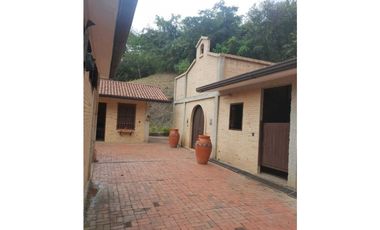 Casa Campestre estilo Mexicano .