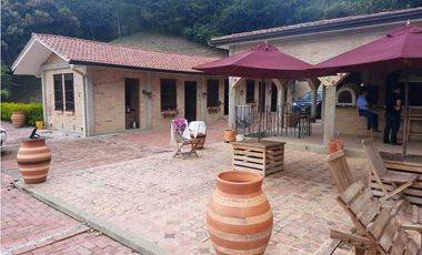 Casa Campestre estilo Mexicano .