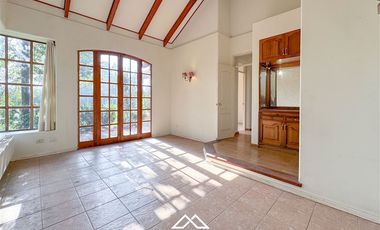 Casa en Arriendo en Parcela Av. Berlín