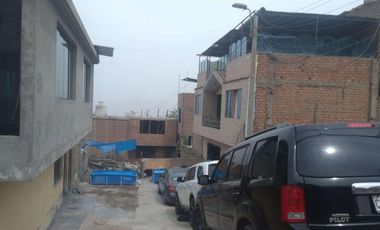 En venta amplia casa de 2 pisos - Comas