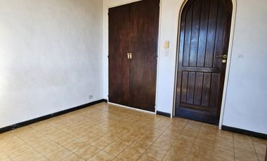 Alquiler de Departamento 2 AMBIENTES en Castelar Sur