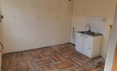 Casa en Arriendo en José Baguena con Costanera