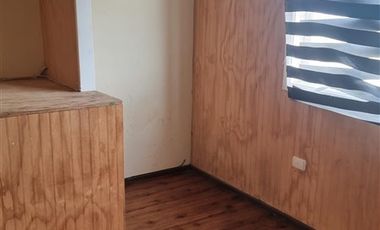 Casa en Arriendo en José Baguena con Costanera