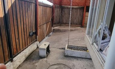 Casa en Arriendo en José Baguena con Costanera