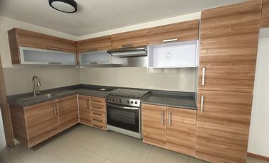 Casa en Venta Fraccionamiento El Saucedal, Avenida Las Torres, Atlixcayotl