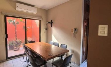 SE RENTA CASA AMUEBLADA CÉNTRICA