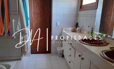 HERMOSA CASA ESTILO ESPAÑOL NEOCOLONIAL EN ÑUÑOA
