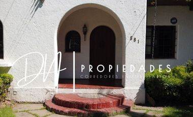 HERMOSA CASA ESTILO ESPAÑOL NEOCOLONIAL EN ÑUÑOA