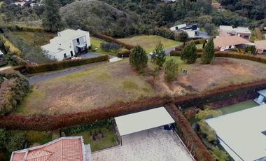 Venta de Lote en Altos del escobero en exclusivo condominio