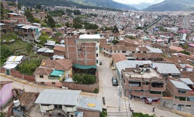 VENDO LOTE CON CASA DE 290 M2 TRES CRUCES, SANTA ROSA, SAN SEBASTIAN