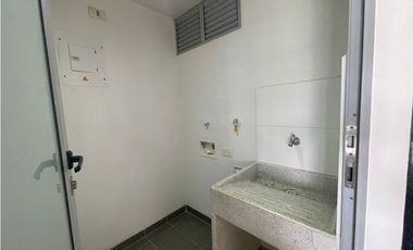 Apartamento en Arriendo Loma de Los Benedictinos Envigado