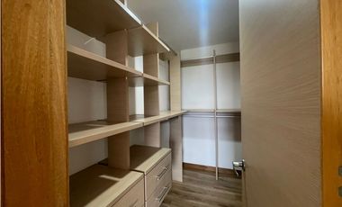 Apartamento en Arriendo Loma de Los Benedictinos Envigado