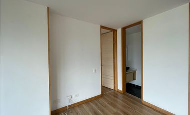 Apartamento en Arriendo Loma de Los Benedictinos Envigado