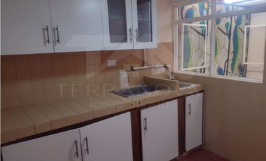 Apartaestudio 2 ambientes en arriendo barrio La enea 40m2 segundo piso
