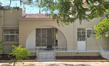 Lindísima casa con un encanto retro