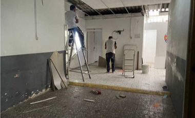 se renta casa comercial en la av del rio