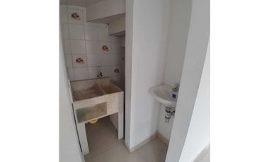 se renta apartaestudio en el campestre b