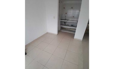 se renta apartaestudio en el campestre b