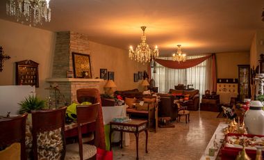 Casa en venta sobre Av. Chapalita