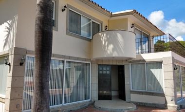 CASA EN VENTA FRACCIONAMIENTO GRAN RESERVA, IXTAPAN DE LA SAL