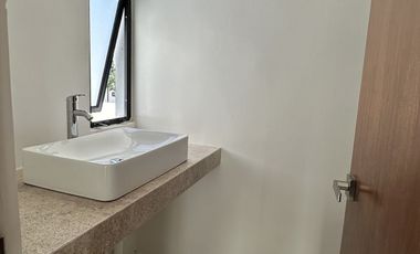 Recámara en planta baja| casa 3 recámaras| alberca