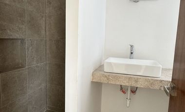 Recámara en planta baja| casa 3 recámaras| alberca