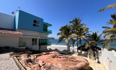 Casa en Frente a playa punta negra en Nayarit/Puerto Vallarta
