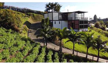 vendo casa finca campestre Marnilla,vía al Peñol. 6.400 m2 HSZ