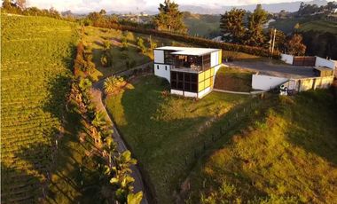 vendo casa finca campestre Marnilla,vía al Peñol. 6.400 m2 HSZ