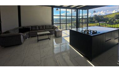 vendo casa finca campestre Marnilla,vía al Peñol. 6.400 m2 HSZ