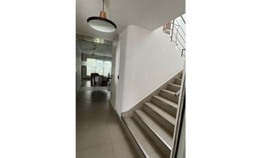 VENTA CASA DUPLEX CON PISCINA, OBARRIO (4)