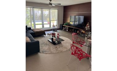 VENTA CASA DUPLEX CON PISCINA, OBARRIO (4)
