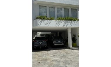 VENTA CASA DUPLEX CON PISCINA, OBARRIO (4)