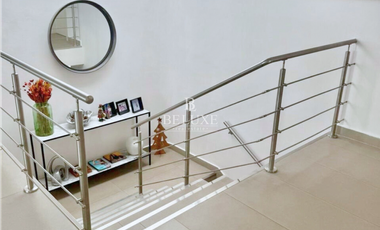 VENTA CASA DUPLEX CON PISCINA, OBARRIO (4)