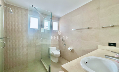 VENTA CASA DUPLEX CON PISCINA, OBARRIO (4)