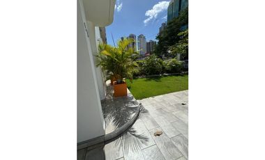 VENTA CASA DUPLEX CON PISCINA, OBARRIO (4)
