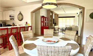BUENAVENTURA- PH BRISTOL PLANTA BAJA CON PISCINA- VENTA
