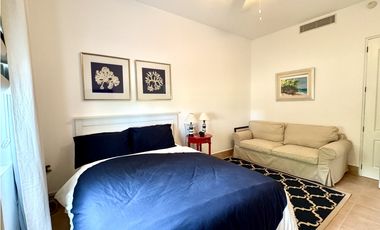 BUENAVENTURA- PH BRISTOL PLANTA BAJA CON PISCINA- VENTA