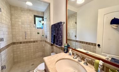 BUENAVENTURA- PH BRISTOL PLANTA BAJA CON PISCINA- VENTA