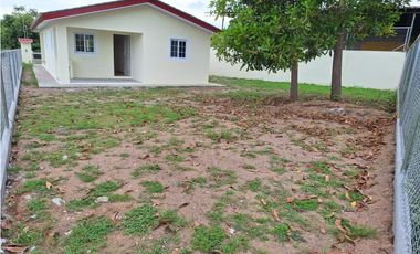 Venta de Casas en 2 Proyecto en Río Hato, Santa Clara
