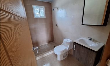Venta de Casas en 2 Proyecto en Río Hato, Santa Clara