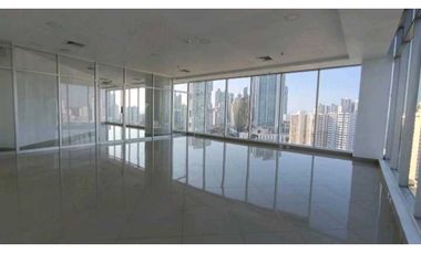OFICINA EN CALLE 50 PH F&F TOWER REMODELADA CON DIVISIONES 153M2